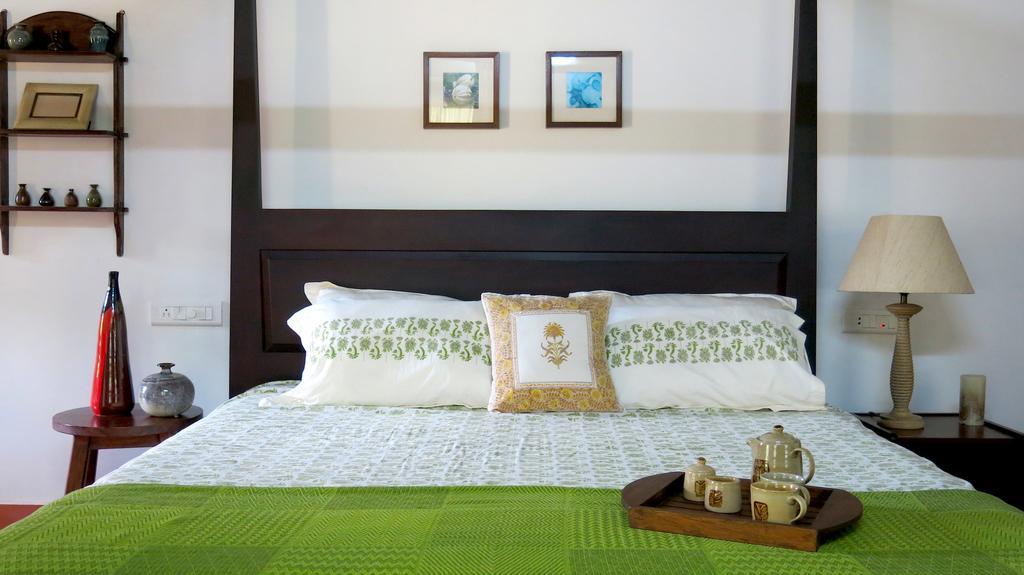 Clayfingers Art Holiday home Thrissur